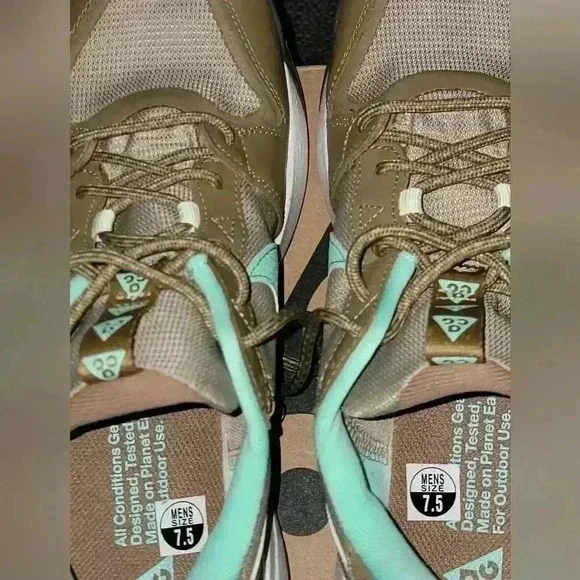 Nike ACG Lowcate Men's 7.5 Outdoor Shoes Brown DX2256-200 ORIGINAL.*WORE ONCE* - Picture 3 of 11